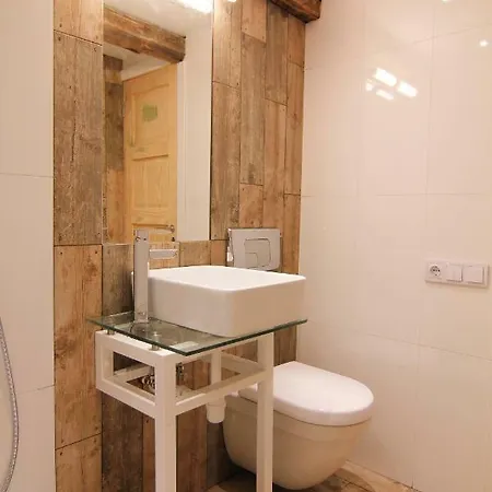 Black Flamingo Guest house Riga