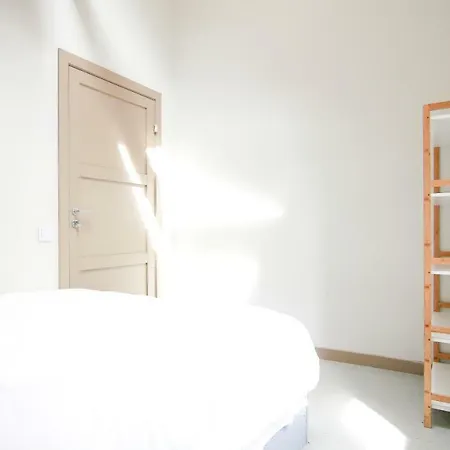 Guest house Black Flamingo *