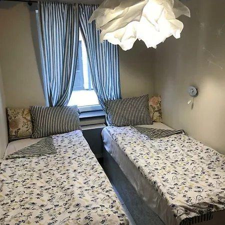 Black Flamingo Guest house *